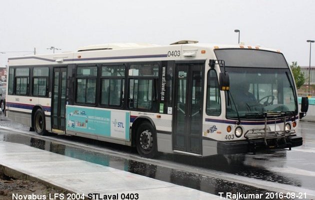 BUS/AUTOBUS: Novabus LFS 2004 STLaval