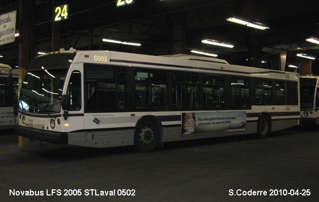 BUS/AUTOBUS: Novabus LFS 2005 STLaval