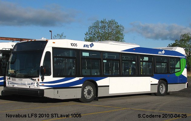 BUS/AUTOBUS: Novabus LFS 2010 STLaval