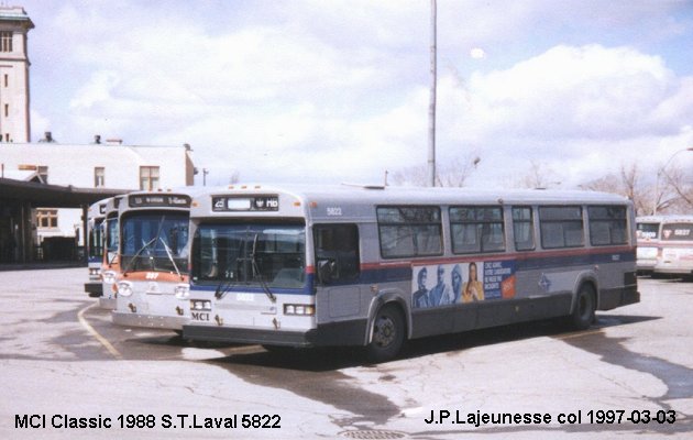 BUS/AUTOBUS: MCI Classic 1988 STLaval