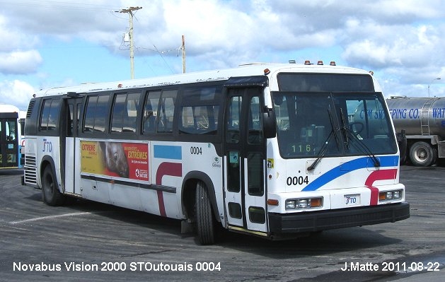 BUS/AUTOBUS: Novabus Vision 2000 STOutaouais