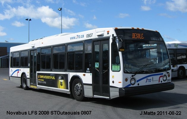 BUS/AUTOBUS: Novabus LFS 2008 STOutaouais