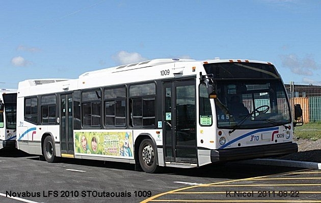 BUS/AUTOBUS: Novabus LFS 2010 STOutaouais