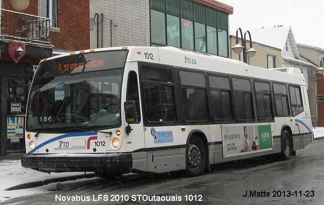 BUS/AUTOBUS: Novabus LFS 2010 STOutaouais