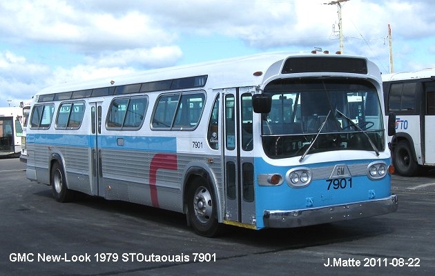 BUS/AUTOBUS: GMC New-Look 1979 STOutaouais