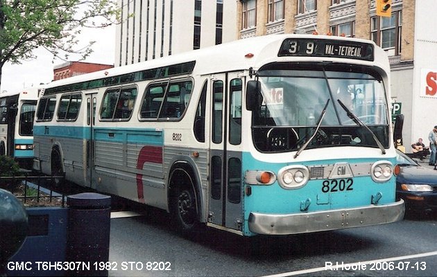 BUS/AUTOBUS: GMC New Look  1982 STO