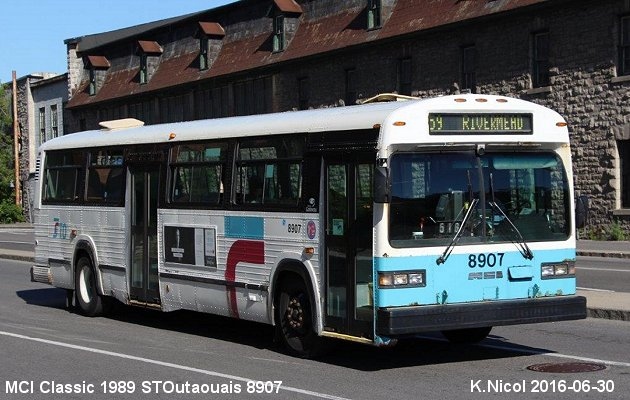 BUS/AUTOBUS: GMC Classic 1989 STOutaouais