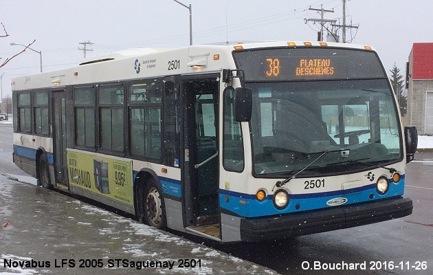 BUS/AUTOBUS: Novabus LFS 2005 STSaguenay