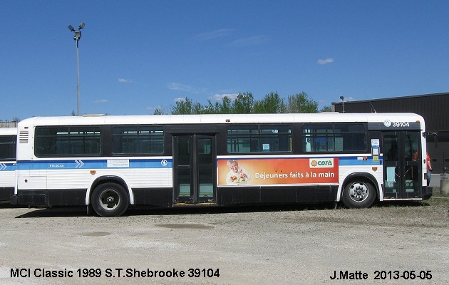 BUS/AUTOBUS: MCI Classic 1989 STSherbrooke