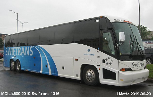 BUS/AUTOBUS: MCI J4500 2010 Swiftrans