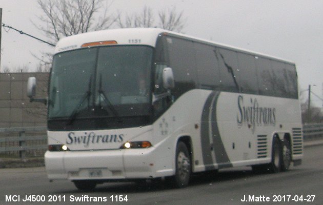 BUS/AUTOBUS: MCI J4500 2011 Swiftrans