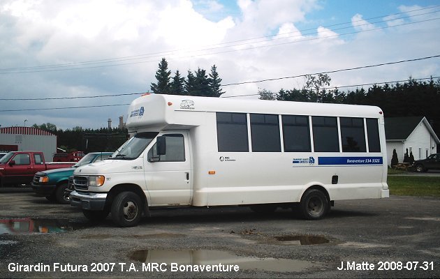 BUS/AUTOBUS: Girardin Futura 2007 T.A.Bonaventure