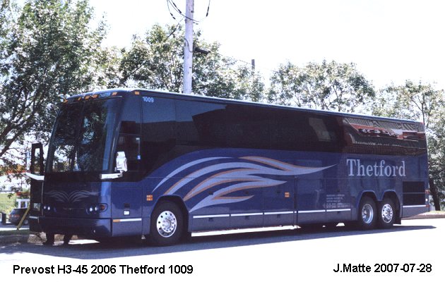 BUS/AUTOBUS: Prevost H3-45 2006 Thetford
