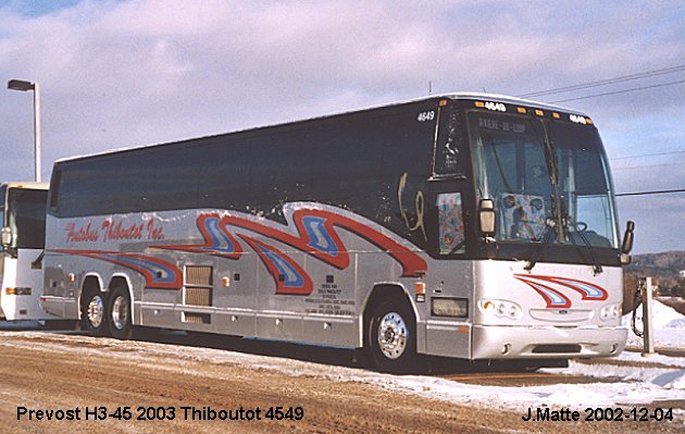 BUS/AUTOBUS: Prevost H3-45 2003 Thiboutot