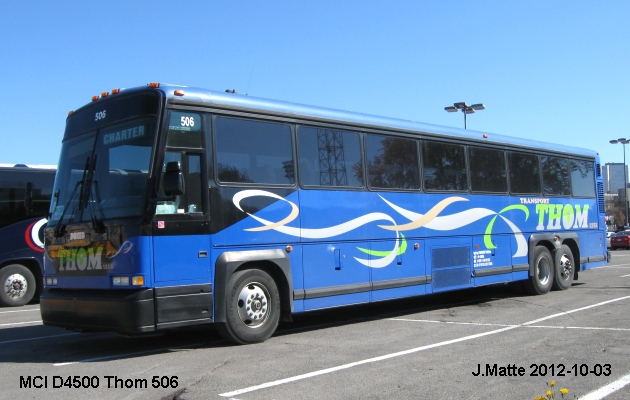 BUS/AUTOBUS: MCI D4000 1998 Thom