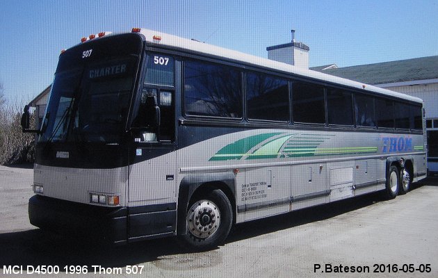 BUS/AUTOBUS: MCI D4500 1996 Thom