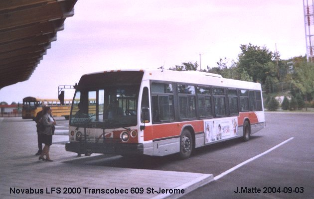 BUS/AUTOBUS: Novabus LFS 2000 Transcobec