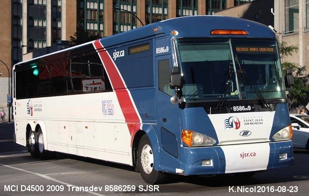 BUS/AUTOBUS: MCI D4500 2009 Transdev