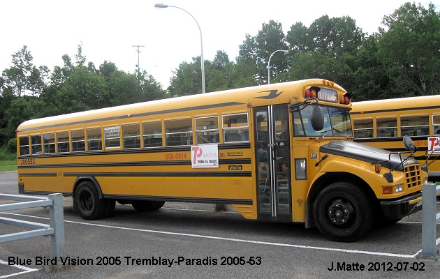 BUS/AUTOBUS: Blue Bird Vision 2005 Tremblay-Paradis