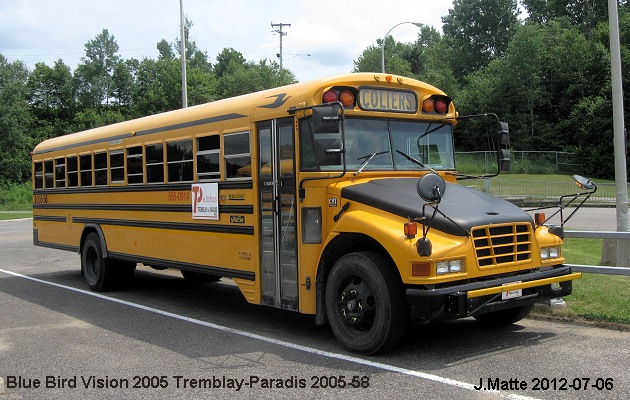 BUS/AUTOBUS: Blue Bird Vision 2005 Tremblay-Paradis