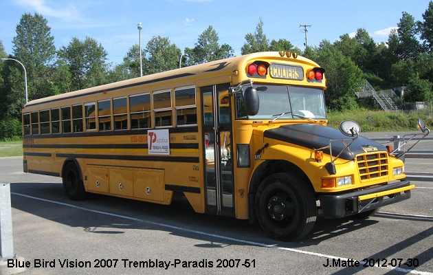 BUS/AUTOBUS: Blue Bird Vision 2007 Tremblay-Paradis