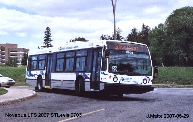 BUS/AUTOBUS: Novabus LFS 2007 STLevis