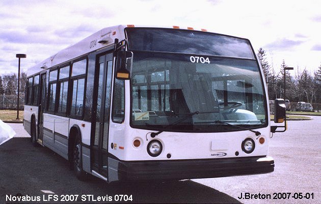 BUS/AUTOBUS: Novabus LFS 2007 STLevis