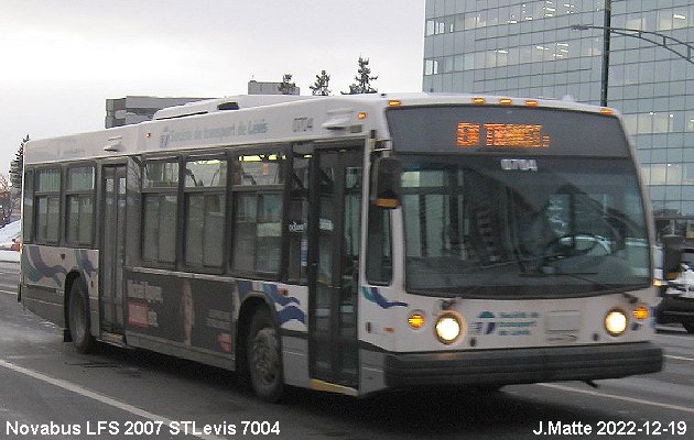 BUS/AUTOBUS: Novabus LFS 2007 STLevis