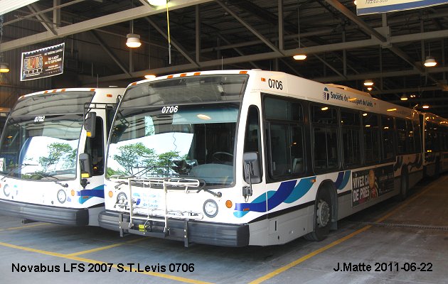 BUS/AUTOBUS: Novabus LFS 2007 STLevis