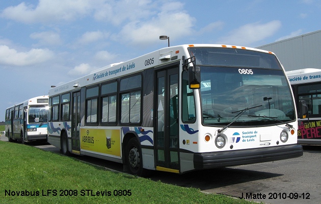 BUS/AUTOBUS: Novabus LFS 2008 STLevis