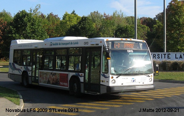 BUS/AUTOBUS: Novabus LFS 2012 STLevis