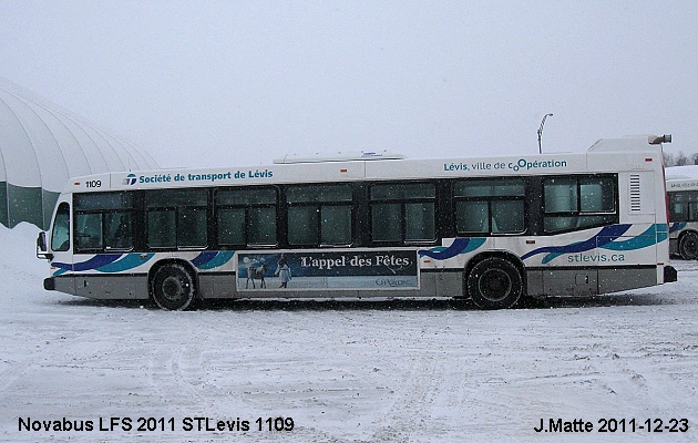 BUS/AUTOBUS: Novabus LFS 2011 STLevis