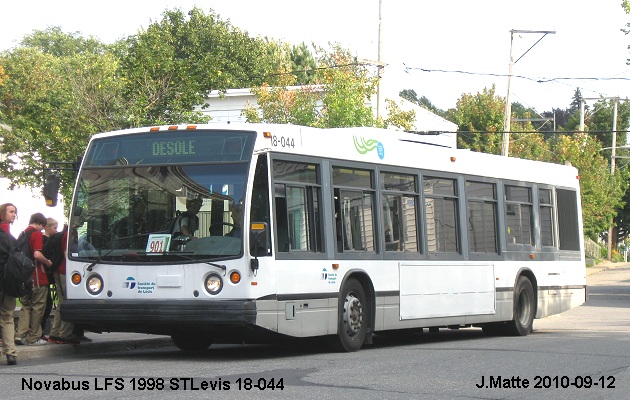 BUS/AUTOBUS: Novabus LFS 1998 STLevis