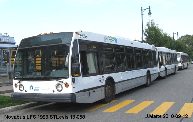 BUS/AUTOBUS: Novabus LFS 1998 STLevis