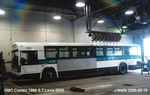 BUS/AUTOBUS: GMC Classic 1985 STLevis