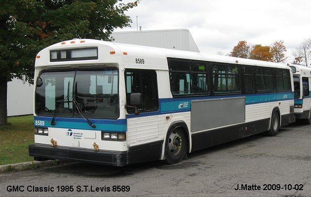 BUS/AUTOBUS: GMC Classic 1985 STLevis