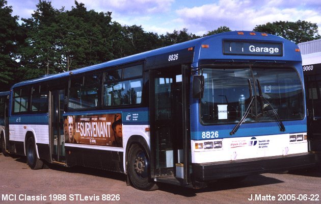 BUS/AUTOBUS: MCI Classic 1988 STLevis