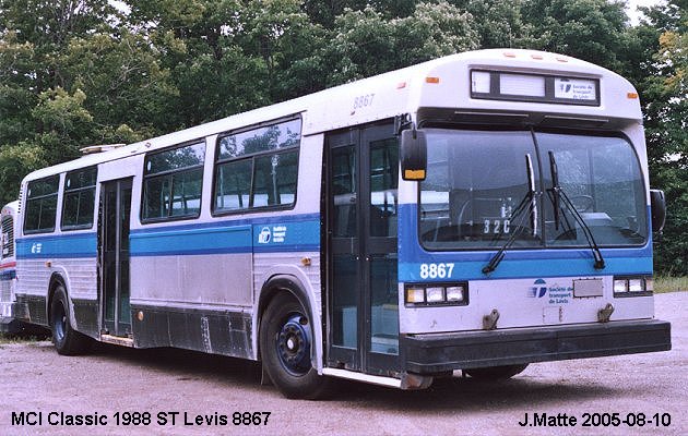 BUS/AUTOBUS: MCI Classic 1988 STLevis