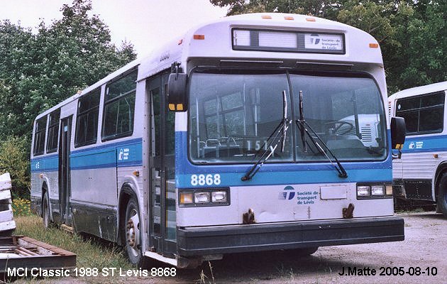 BUS/AUTOBUS: MCI Classic 1988 STLevis