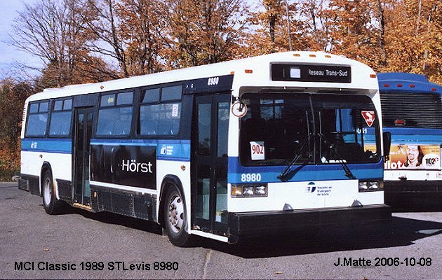 BUS/AUTOBUS: MCI Classic 1989 STLevis