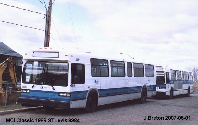 BUS/AUTOBUS: MCI Classic 1989 S.T. Levis