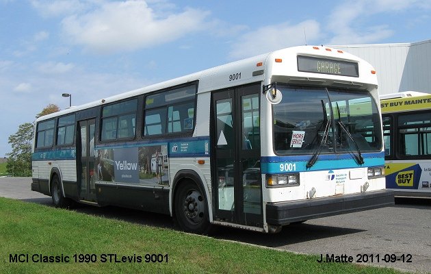 BUS/AUTOBUS: MCI Classic 1990 STLevis