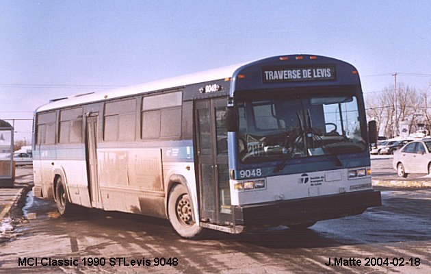 BUS/AUTOBUS: MCI Classic 1990 STLevis