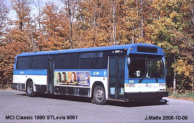 BUS/AUTOBUS: MCI Classic 1990 STLevis