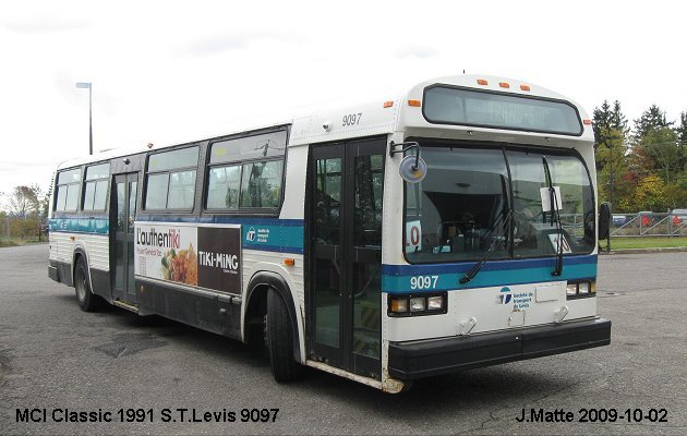 BUS/AUTOBUS: MCI Classic 1991 STLevis