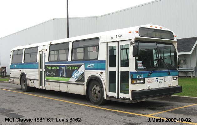 BUS/AUTOBUS: MCI Classic 1991 S.T.Levis