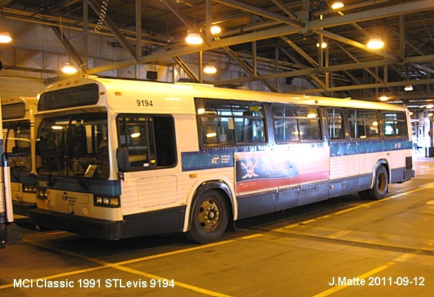 BUS/AUTOBUS: MCI Classic 1991 STLevis
