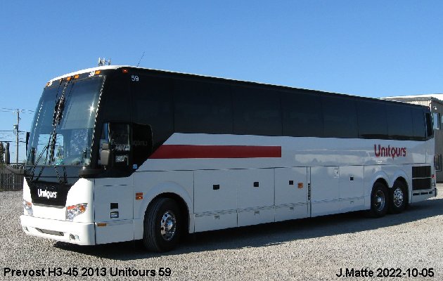 BUS/AUTOBUS: Prevost H3-45 2013 Tours Vieux Quebec