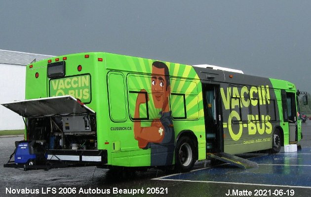 BUS/AUTOBUS: Novabus LFS 2006 Autobus Beaupré