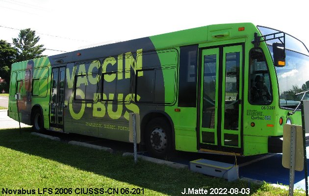 BUS/AUTOBUS: Novabus LFS 2006 CIUSSS Capitale Nationale